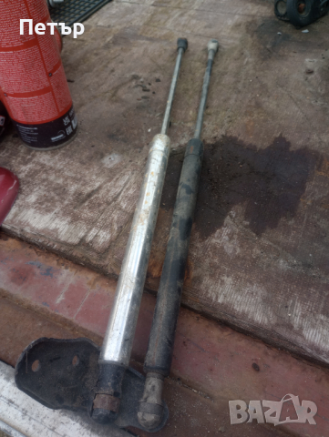 Амортисьор преден капак фолцваген шаран Сеат алхамбра 1996-2006г