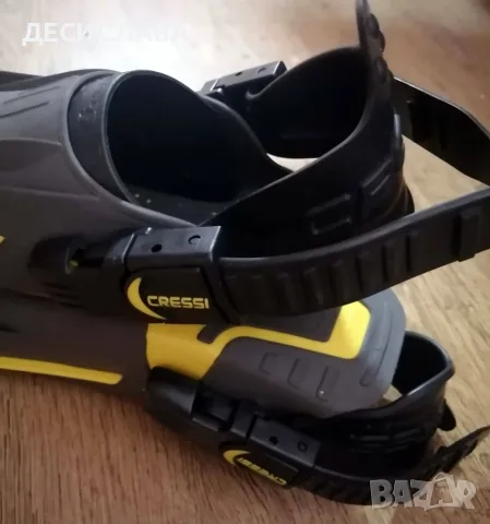 Професионални плавници Cressi Pro Light (Размер XS / 37-39)- Като нови!, снимка 10 - Водни спортове - 55962498