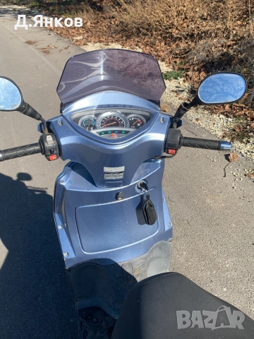Скутер KYMCO People’s , снимка 2 - Мотоциклети и мототехника - 52499827