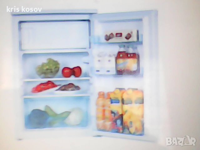 малък хладилник с малка камера 