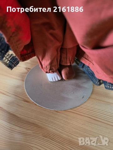 Порцеланова кукла със стойка , снимка 7 - Колекции - 51681117