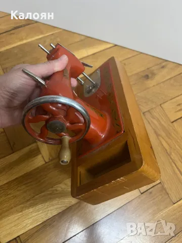 Детска машина за шиене руска , снимка 4 - Други ценни предмети - 48263571