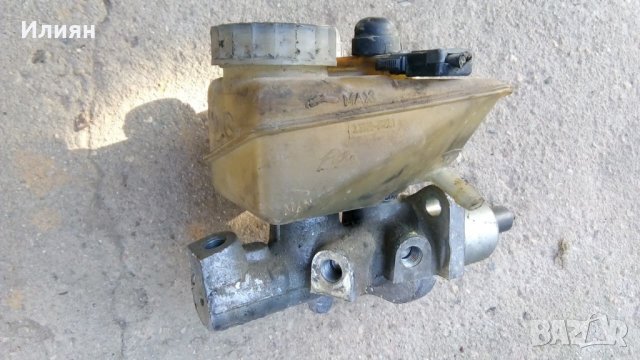 Спирачна помпа за Мерцедес 124, снимка 2 - Части - 31258765