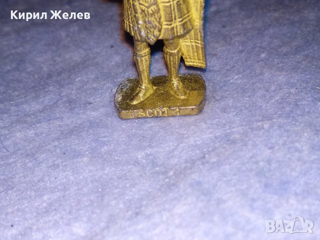 СТАРО МЕТАЛНО ВОЙНИЧЕ КИНДЕР - ШОТЛАНДЕЦ с ПОЗЛАТА РЯДКО За КОЛЕКЦИЯ 37109, снимка 8 - Колекции - 40392622