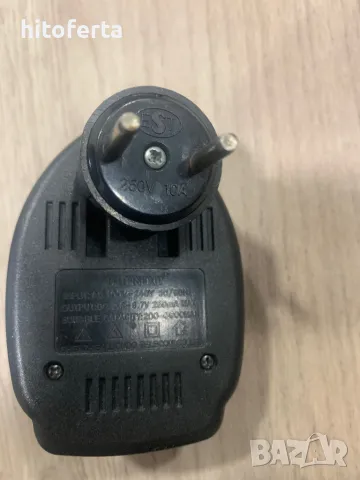 Продава се фотоапарат HP R707с зарядно , снимка 6 - Фотоапарати - 49353186