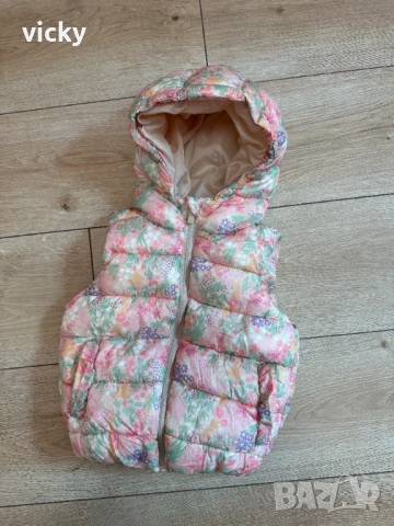 Елек/грейка с флорални мотиви Reserved, размер 86 и 98, снимка 8 - Детски якета и елеци - 46421085