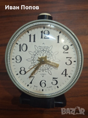 Будилник механичен, профилактиран, работи точно Янтар СССР