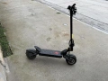 НОВА тротинетка KAABO MANTIS X PLUS BК цена 950 евро / 1858,04 евро   като нова с пробег 191 км - им, снимка 2