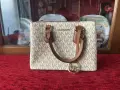 чанта Michael Kors Sheila в цвят ванилия с кафяви дръжки, снимка 1