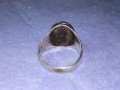 Стар АНГЛИЙСКИ СРЕБЪРЕН СКЪПОЦЕНЕН ПРЪСТЕН СРЕБРО ВИСОКА ПРОБА с РЪЧНО ШЛИФОВАН ЧЕРЕН ОНИКС 40637, снимка 16