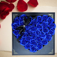 Ароматни Рози Във форма на Сърце в Подаръчна Кутия , снимка 2 - Декорация за дома - 44557447