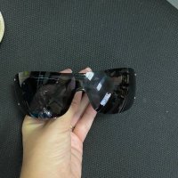 Слънчеви очила Armani, снимка 2 - Слънчеви и диоптрични очила - 29372927