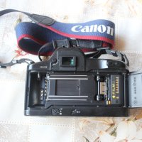 Canon EOS 1 фотоапарат с лента., снимка 4 - Фотоапарати - 42802797