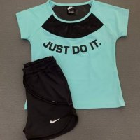 Дамски модерни комплекти Nike, снимка 1 - Комплекти - 37242346