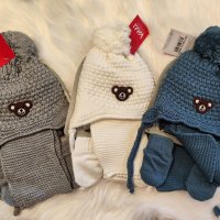 Зимен комплект шапка, шал и ръкавички , снимка 1 - Бебешки шапки - 42819126