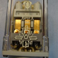 реле PRZEKAZNIK R15 3PDT 10A 12VDC relpol relay, снимка 4 - Резервни части за машини - 37506664