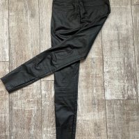 Кожен черен елегантен панталон клин Zara цип на крачола, снимка 6 - Панталони - 42353534