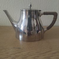 посребрен метален чайник, снимка 1 - Антикварни и старинни предмети - 39105881