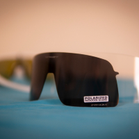 Спортни очила Oakley Sutro Lite Polarized, снимка 4 - Слънчеви и диоптрични очила - 44929368