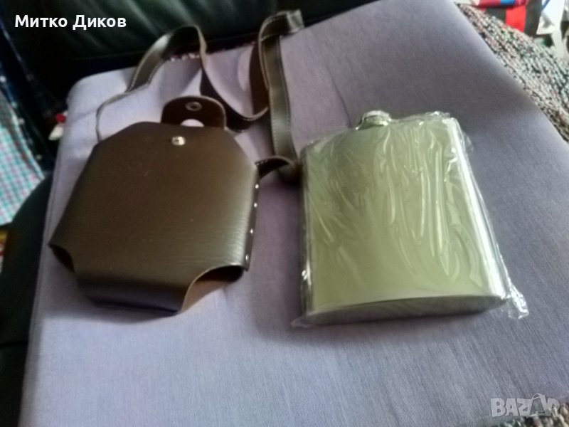 Павур Флашка 28 юза 500млл метал с каишка кожена нов, снимка 1