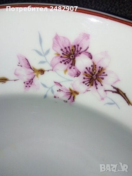 Комплект стари порцеланови чинии - 3 бр. , снимка 1