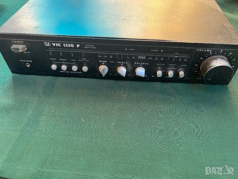 Продавам български усилвател VIC, снимка 1