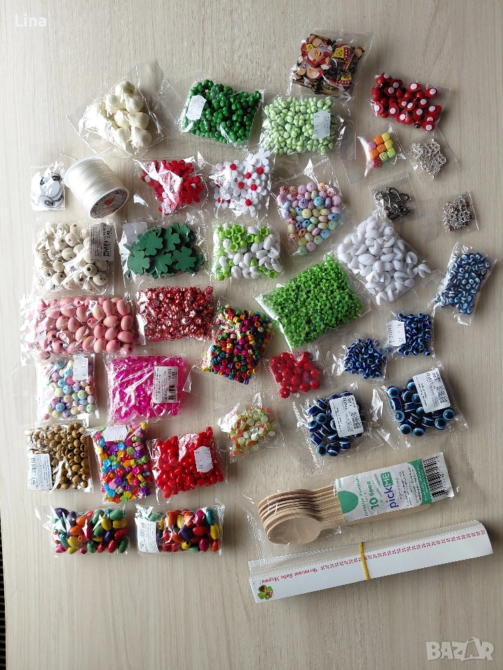 Лот за мартеници, снимка 1