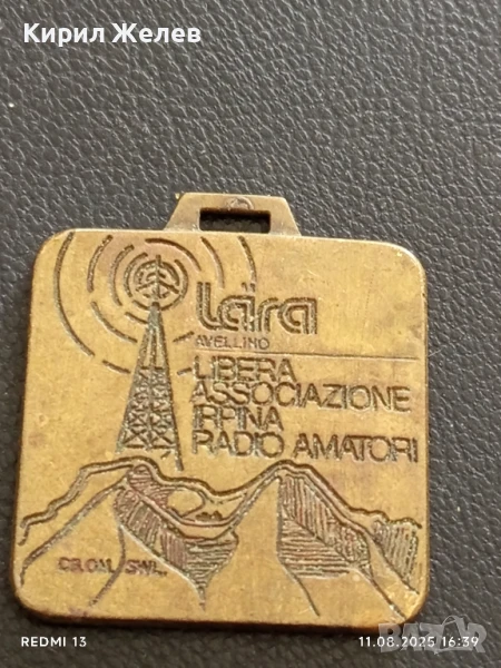 Медал СВОБОДНА ИРПИНСКА ОРГАНИЗАЦИЯ на РАДИОЛЮБИТЕЛИ ИТАЛИЯ 27077, снимка 1