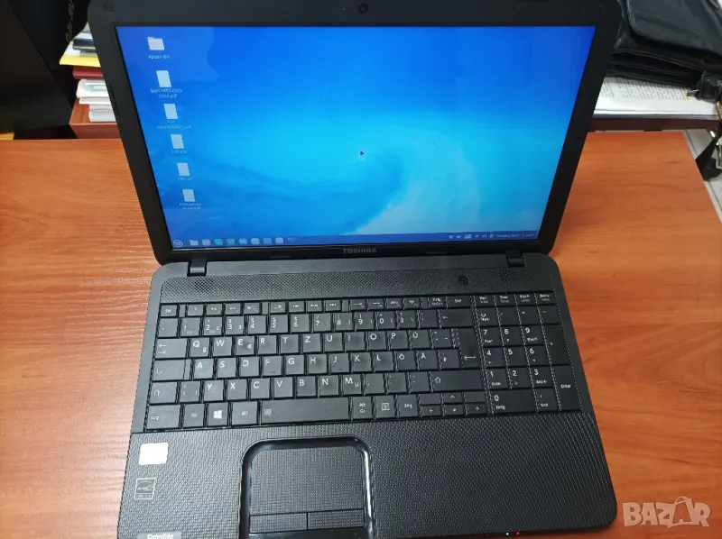 лаптоп Тошиба, снимка 1