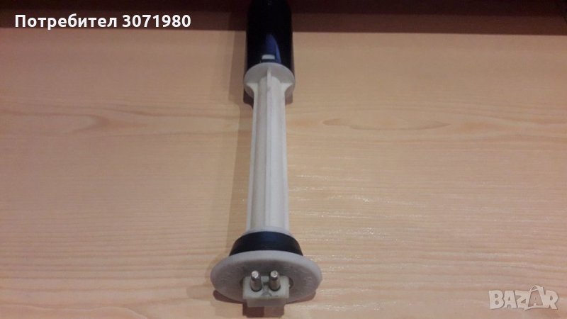 Сензор HELLA и уплътнение за нивото на течността за миене на предното стъкло Мерцедес W210 , снимка 1