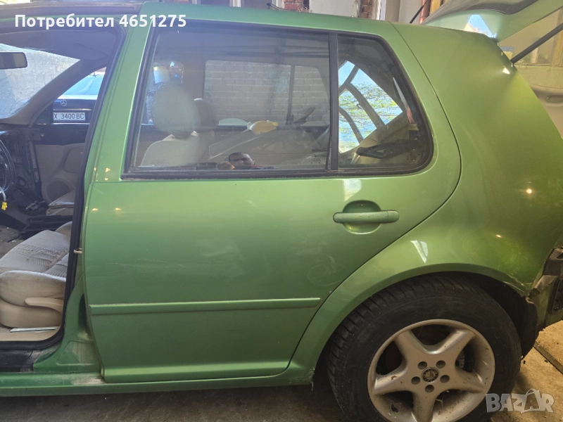 Задна лява врата за Фолксваген Голф 4, снимка 1