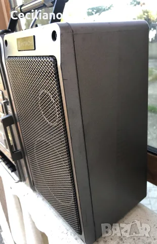 Hitachi TRK-9140E Голям,тежък и много свирещ радиокасетофон!, снимка 5 - Радиокасетофони, транзистори - 55742299