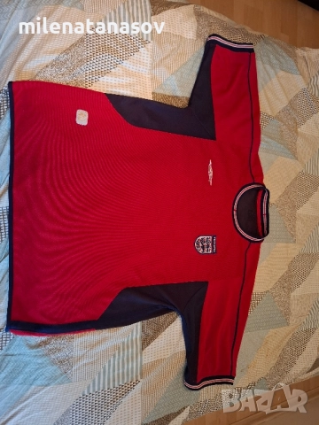 Футболна фланелка на фк АНГЛИЯ. чисто нова.