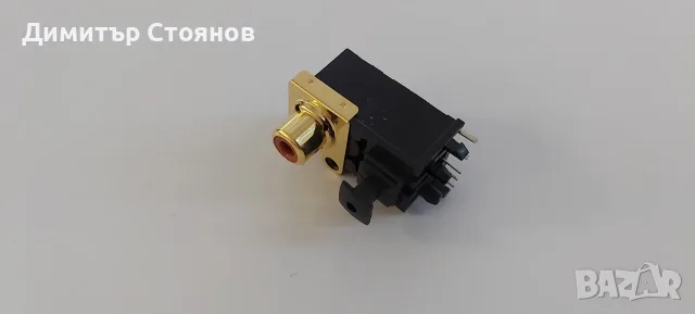 Гнездо RCA (чинч) женско за платка + оптично гнездо