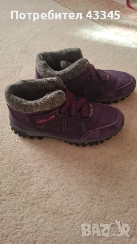 Топли, непромокаеми спортни обувки 