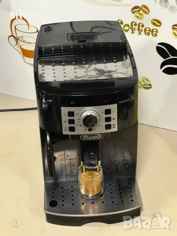 Кафемашина кафе автомат delonghi magnifica S с гаранция, снимка 4 - Кафемашини - 52488752