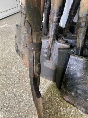 Продавам военна лопата , снимка 6 - Други ценни предмети - 34880663