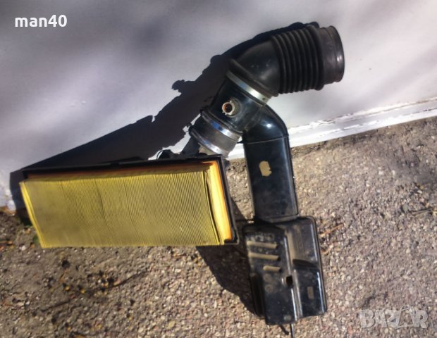 Капак на въздушен филтър за Форд Мондео 1.8i MK1 с датчик за температурата на въздуха и дебитомер , снимка 3 - Части - 31281931