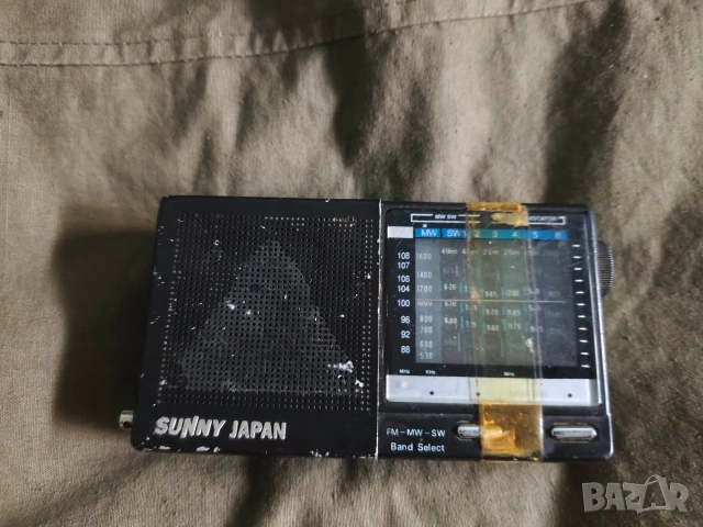 продавам стари радио ,транзистор Sunny Japan, снимка 2 - Друга електроника - 54277079