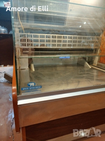 Професионална сладкарска витрина „Братя Чичеклиеви“ – Инокс, Падащо стъкло (1м), София 