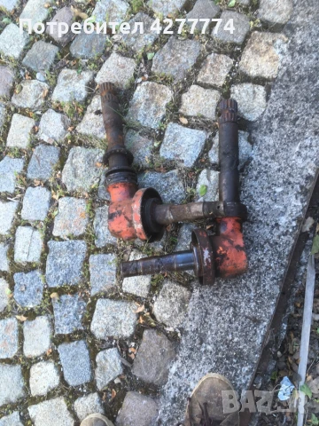 Продавам два броя шенкели за самоходно шаси, снимка 1