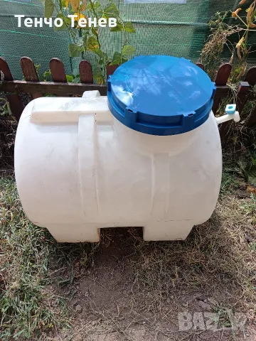 Продавам бидон за поливане, снимка 2 - Бидони, бурета и бъчви - 56139087