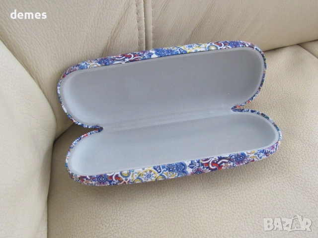 Калъф за очила от Севия, Испания, снимка 5 - Други - 53878910