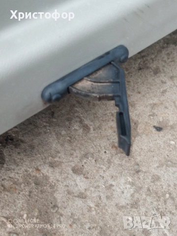 продавам autobox кутия багажник за кола заедно с напречните греди/универсални/, снимка 6 - Аксесоари и консумативи - 51467399