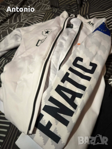 горнище на Fnatic Worlds 2019 League of Legends, снимка 3 - Спортни дрехи, екипи - 52915834