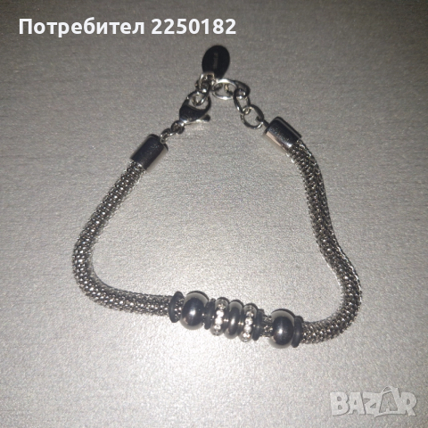 S. Oliver гривна с камъни, снимка 3 - Гривни - 52495000