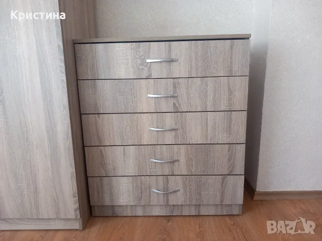 Обзавеждане за спалня , снимка 9 - Спални и легла - 56357624