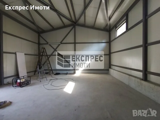 Склад с паркинг, в района на Метро, снимка 3 - Складове - 56164636