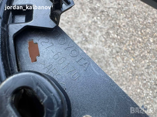 Решетка пред радяторите на Тойота Ланд Крузер 300 Toyota Land Cruiser само за 500лв. 53101-60G70, снимка 5 - Части - 51119943