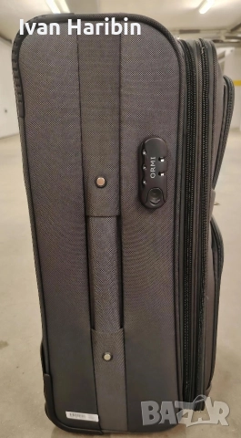 Продавам голям куфар с колелца и телескопична дръжка , снимка 3 - Куфари - 52846711